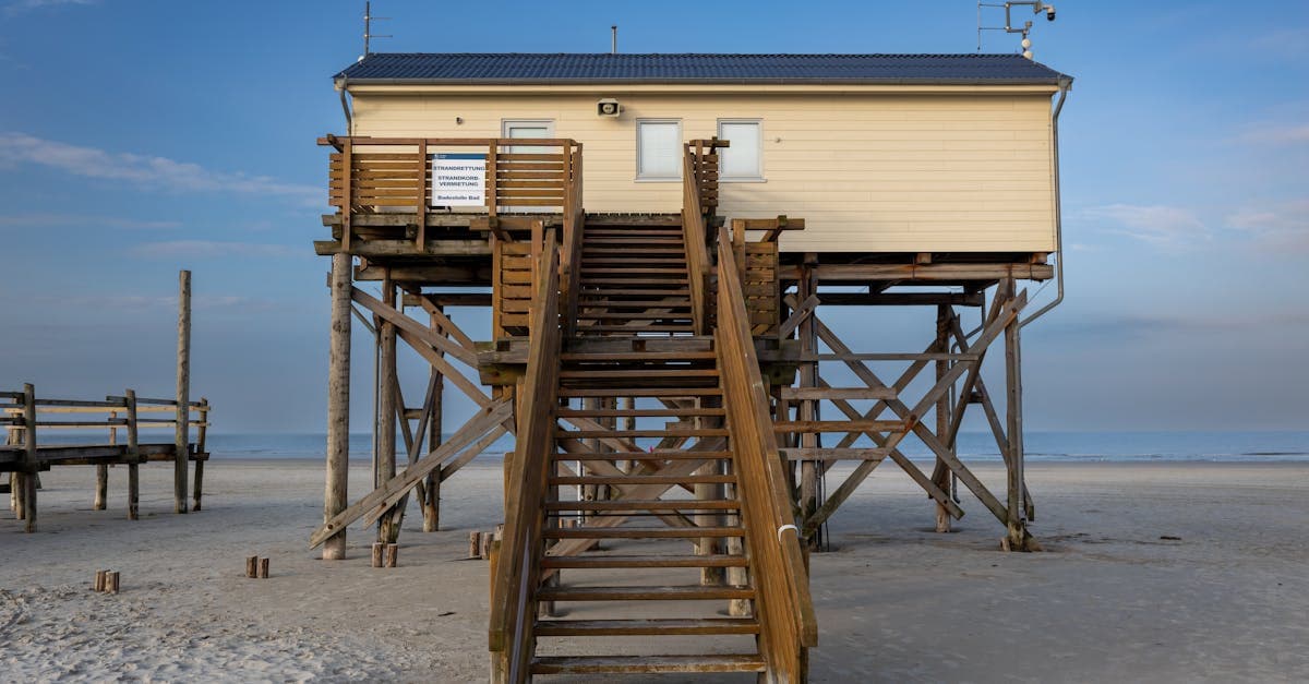 Flood Insurance Requirements When Buying a Home in Florida