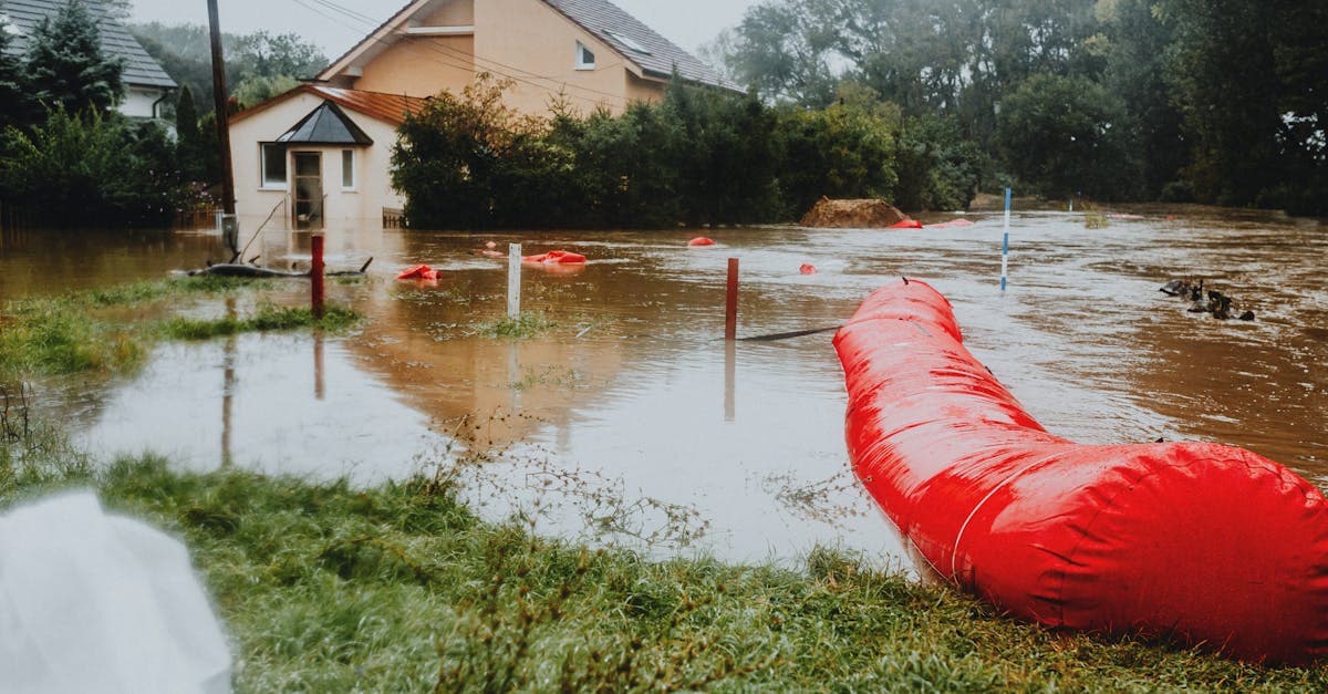 Cover Image for The Difference Between What Flood Insurance Covers and What Homeowners Insurance Covers